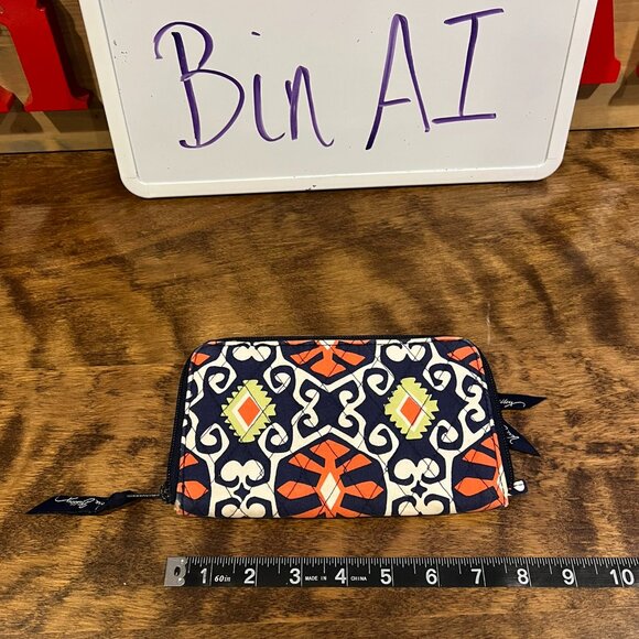 Vera Bradley retired wallet. - Picture 1 of 8